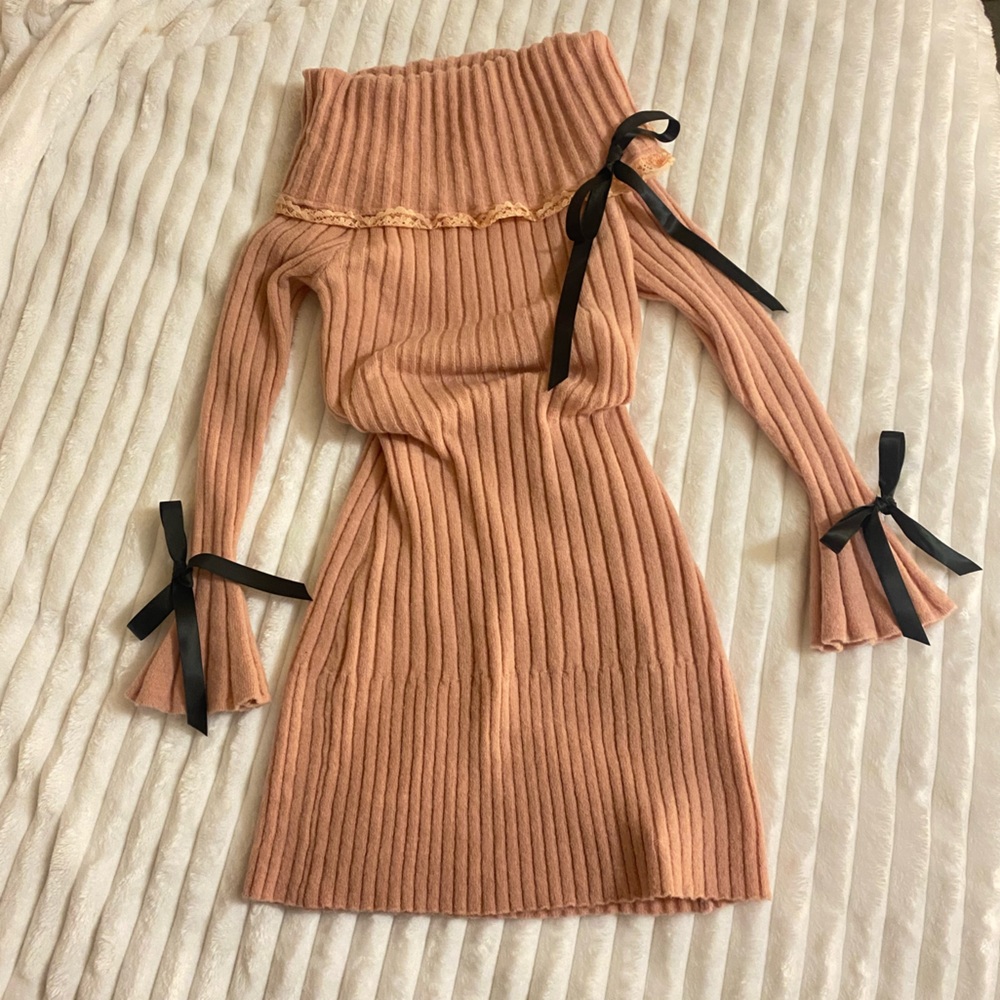 💖 NWOT Sexy & Cute Coquette Off-Shoulder Knit Dress in Pink with Bows